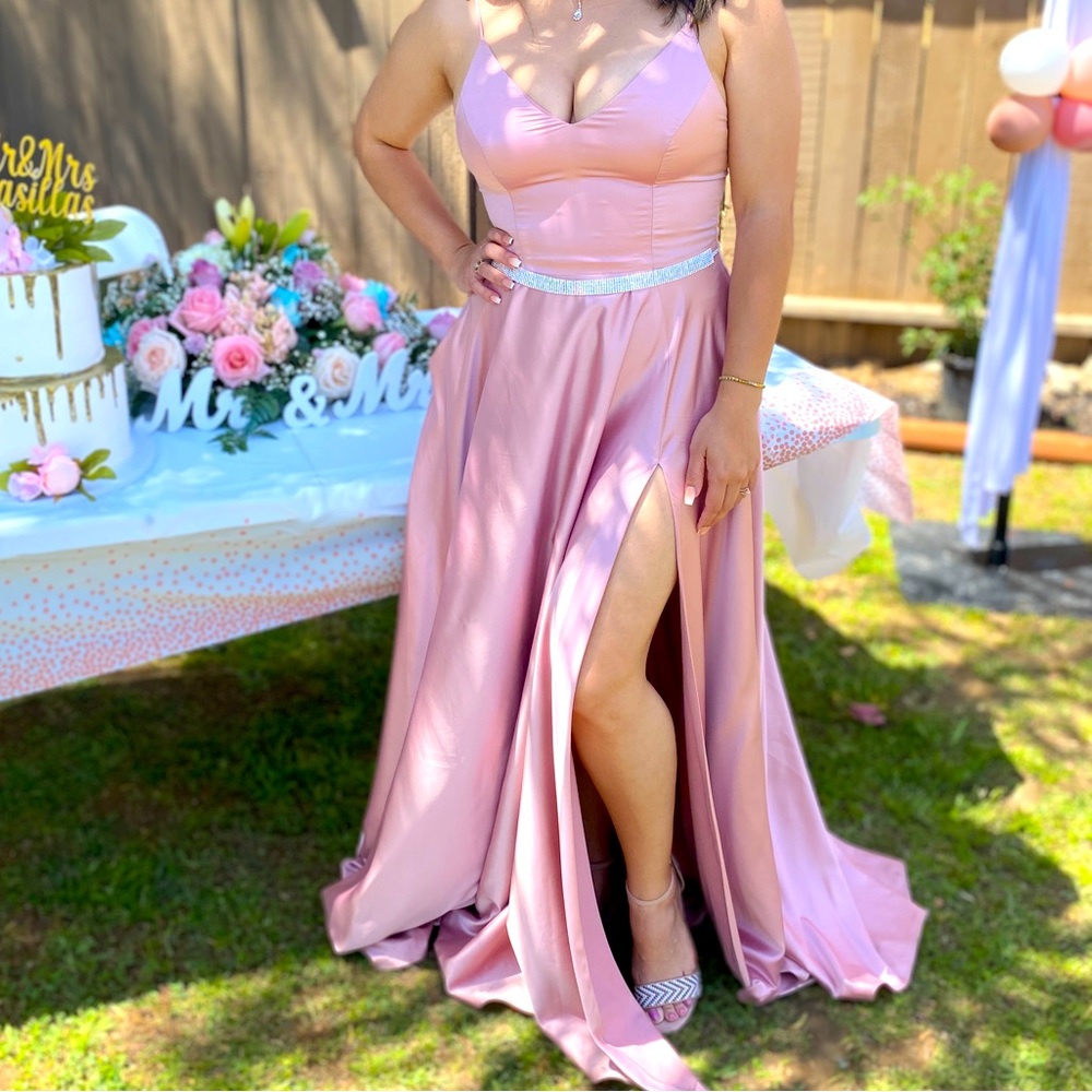 Windsor dusty rose A line Gown size 9/10
